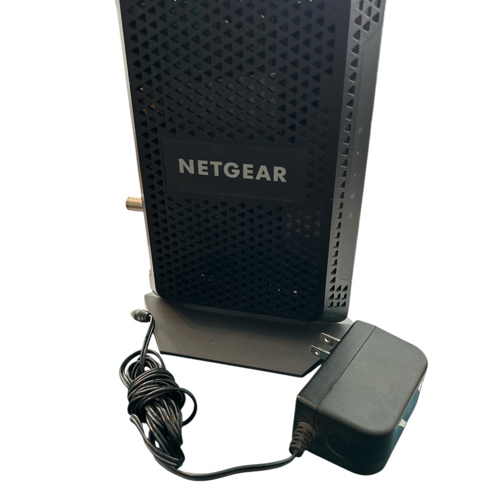 Netgear CM600 Cable Modem with Power Adapter